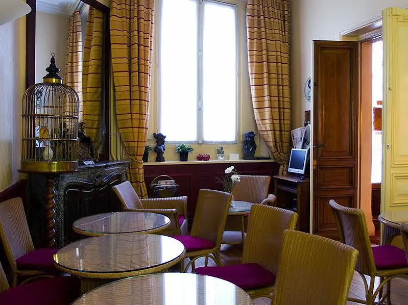 Langlois Hotel Parijs