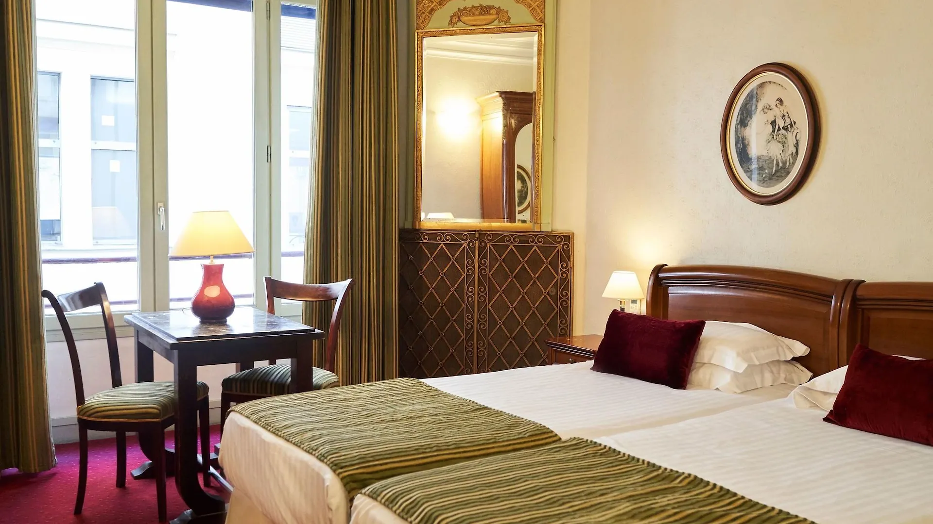 Hotel Langlois Paris