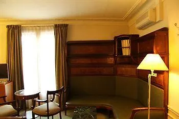 Langlois Hotel 3*