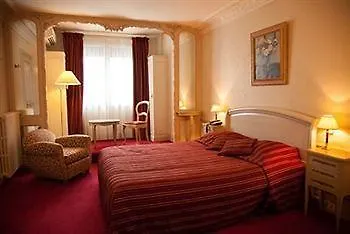 Langlois Otel Paris